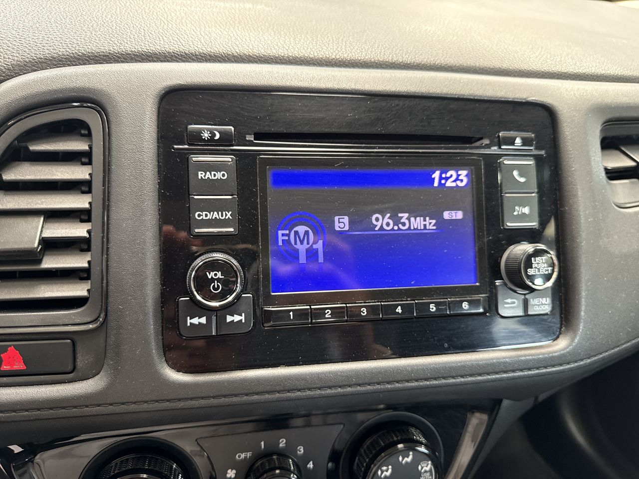 2019 Honda HR-V UNIQ CVT