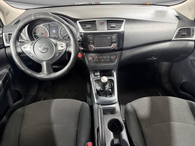 2018 Nissan SENTRA ADVANCE MT