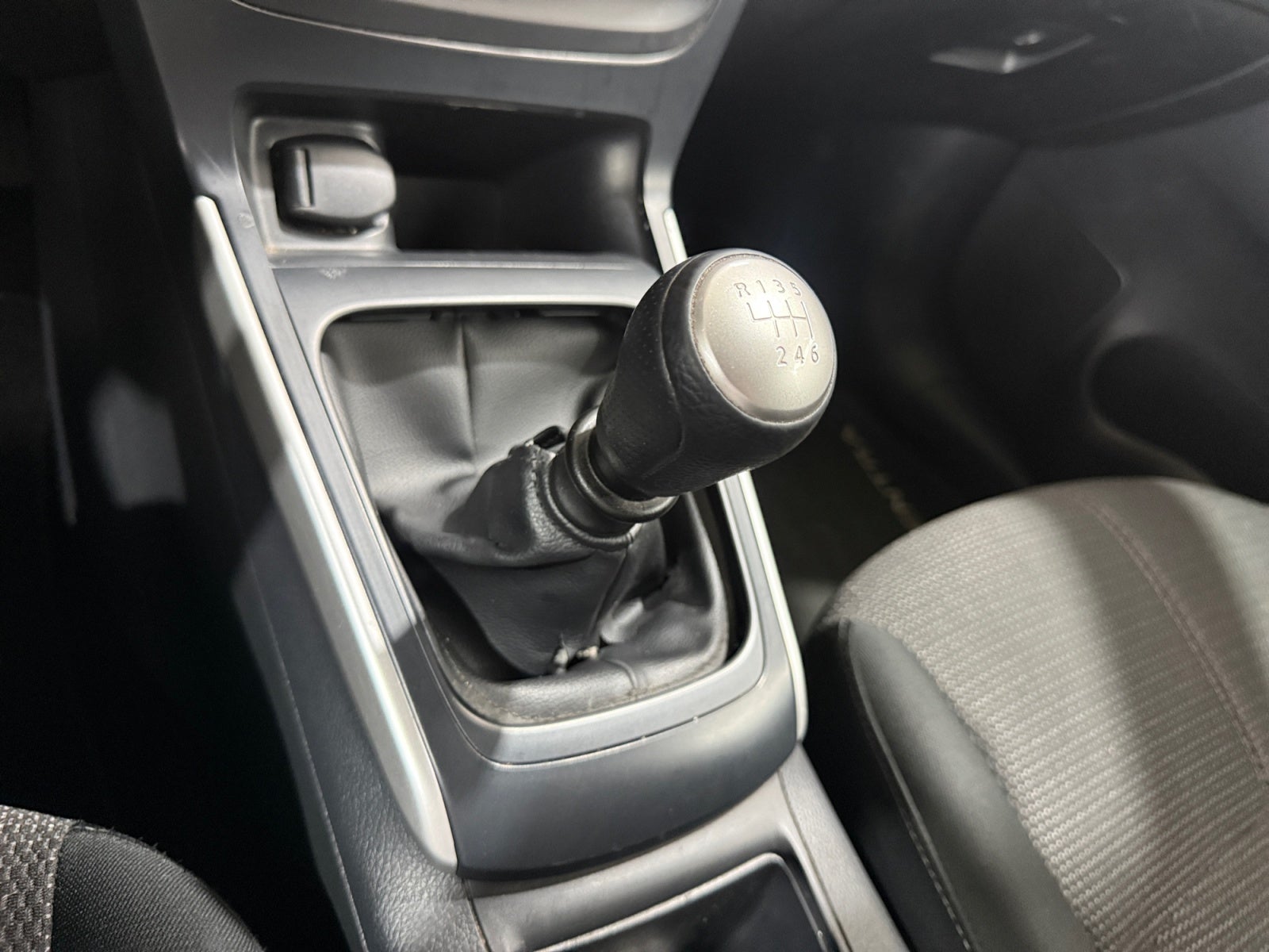 2018 Nissan SENTRA ADVANCE MT
