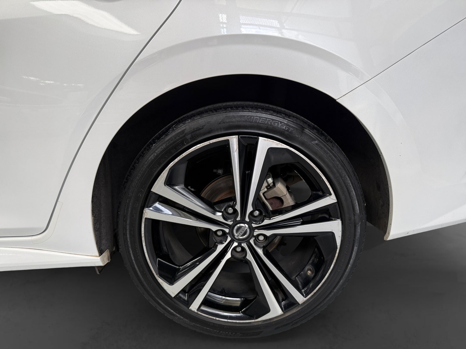 2022 Nissan SENTRA SR CVT