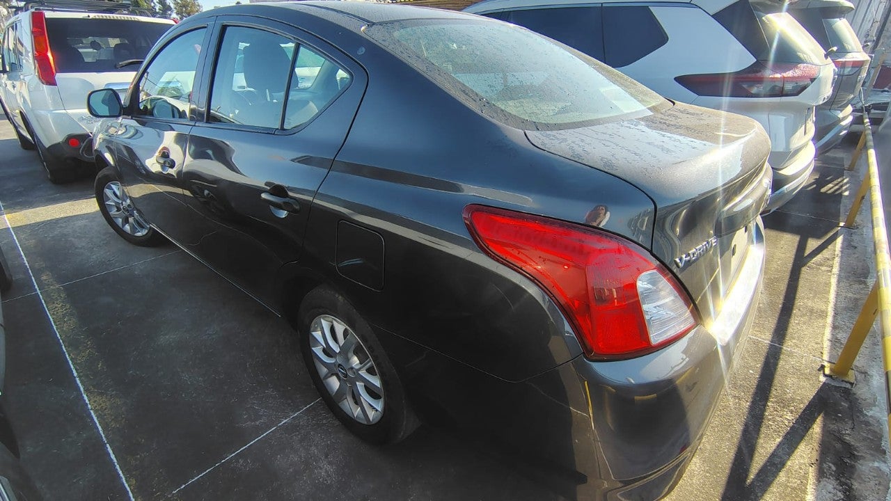 2022 Nissan VERSA MT AC 1.6L 22
