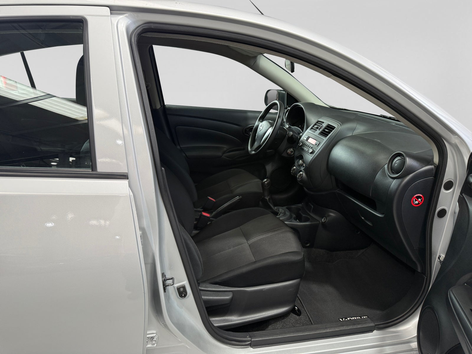 2024 Nissan V-DRIVE V-DRIVE TM A/C AUDIO 24