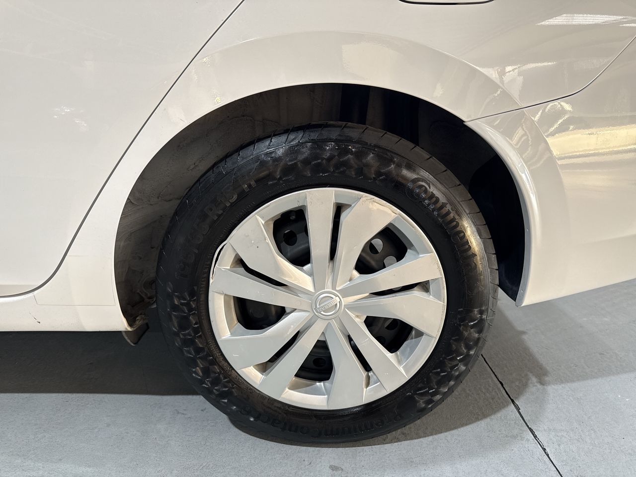 2021 Nissan VERSA SENSE CVT 21