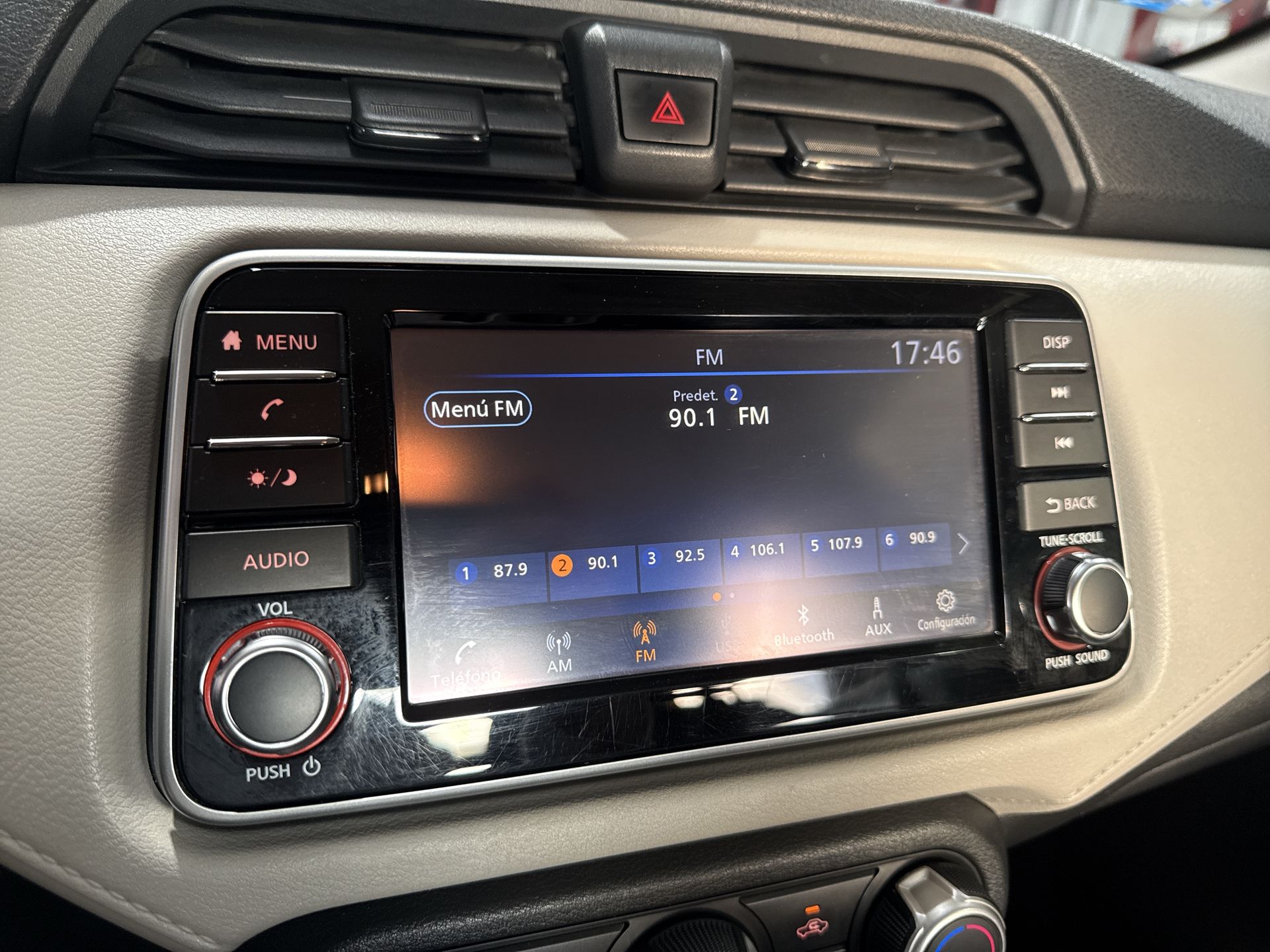 2022 Nissan VERSA ADVANCE MT 22