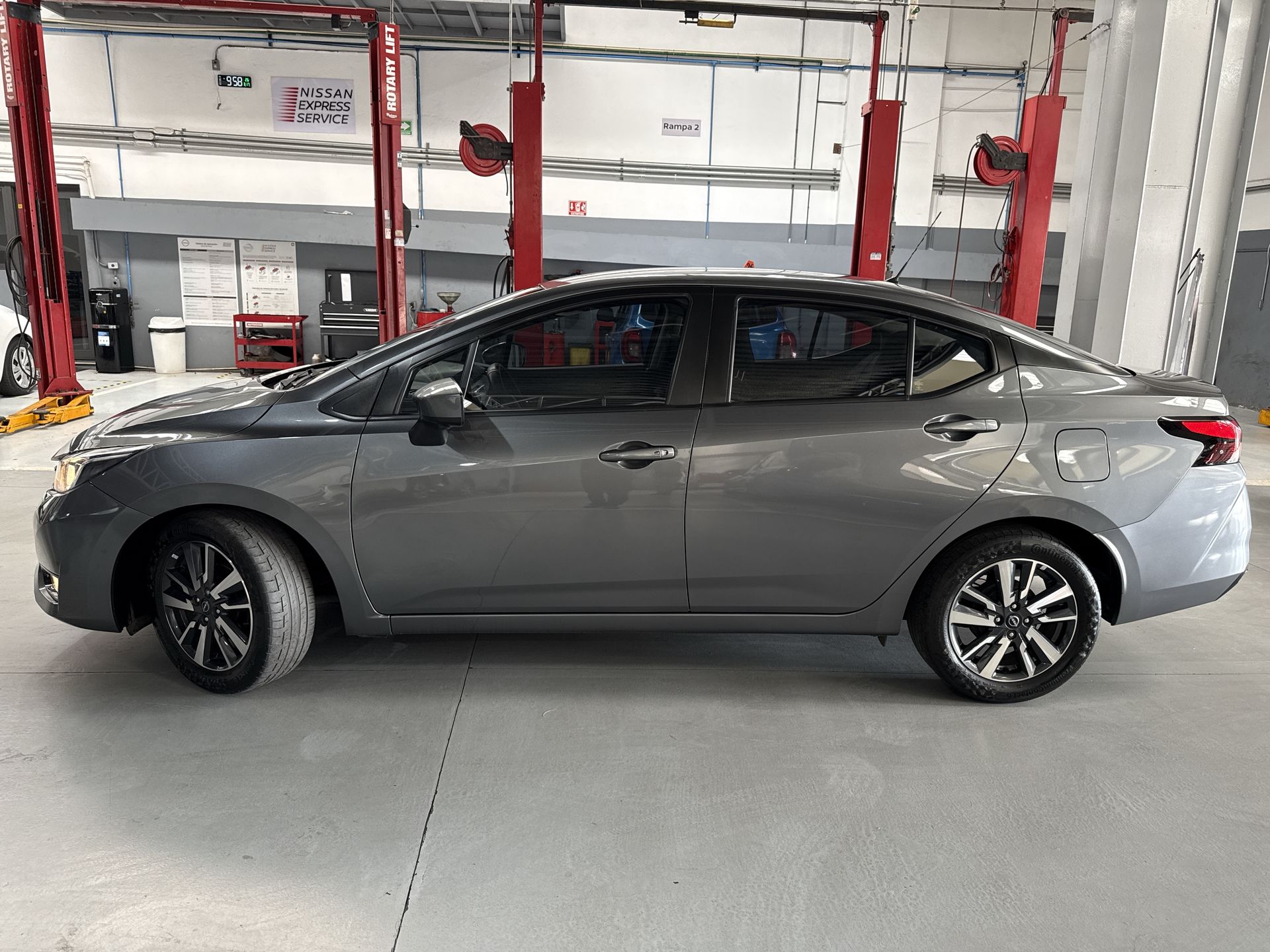 2023 Nissan VERSA ADVANCE CVT 23
