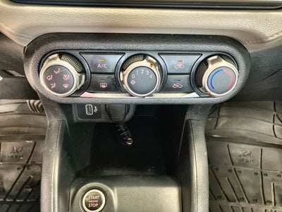 2021 Nissan VERSA ADVANCE MT 21