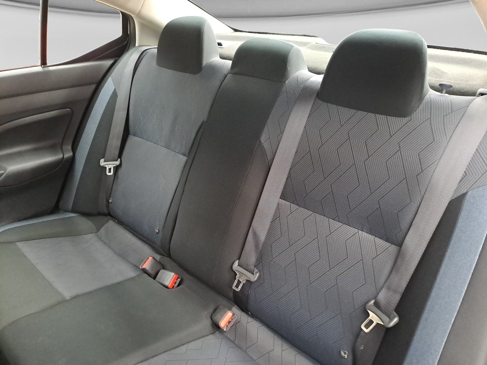 2024 Nissan VERSA ADVANCE MT 24