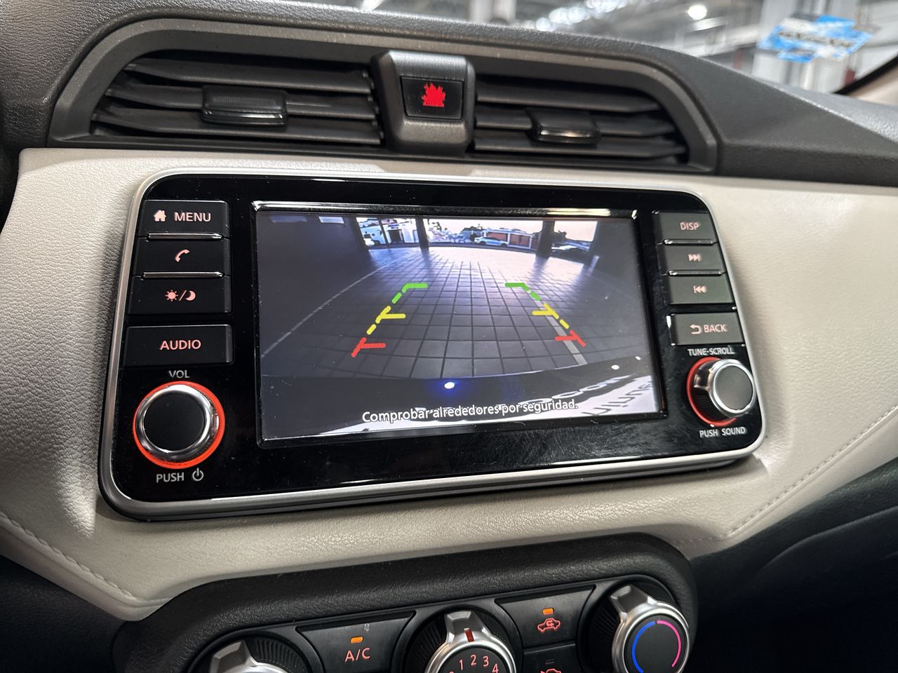 2021 Nissan VERSA ADVANCE MT 21