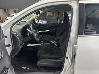 2020 Nissan FRONTIER LE TM AC