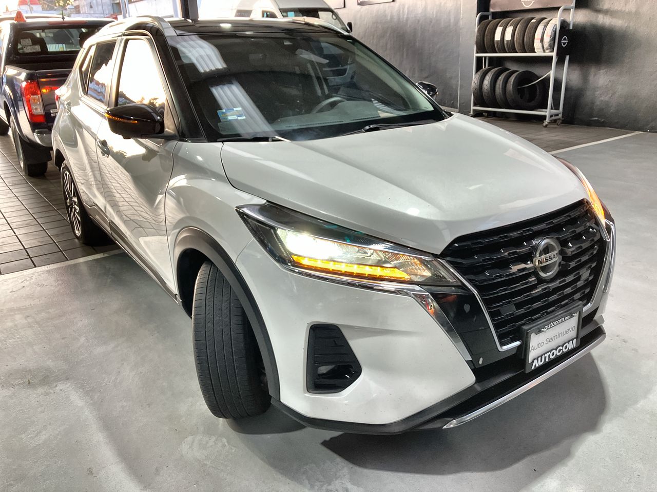 2021 Nissan KICKS PLATINUM BI-TONO 1.6 LTS CVT 21