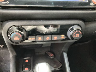 2021 Nissan KICKS PLATINUM BI-TONO 1.6 LTS CVT 21