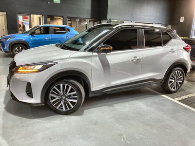 2021 Nissan KICKS PLATINUM BI-TONO 1.6 LTS CVT 21