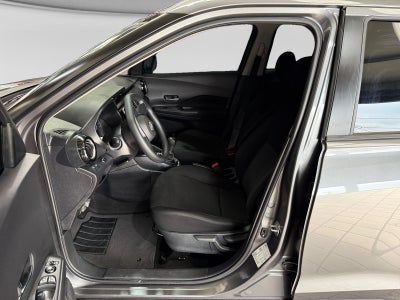 2024 Nissan KICKS PLAY ADVANCE 1.6 LTS MT 24