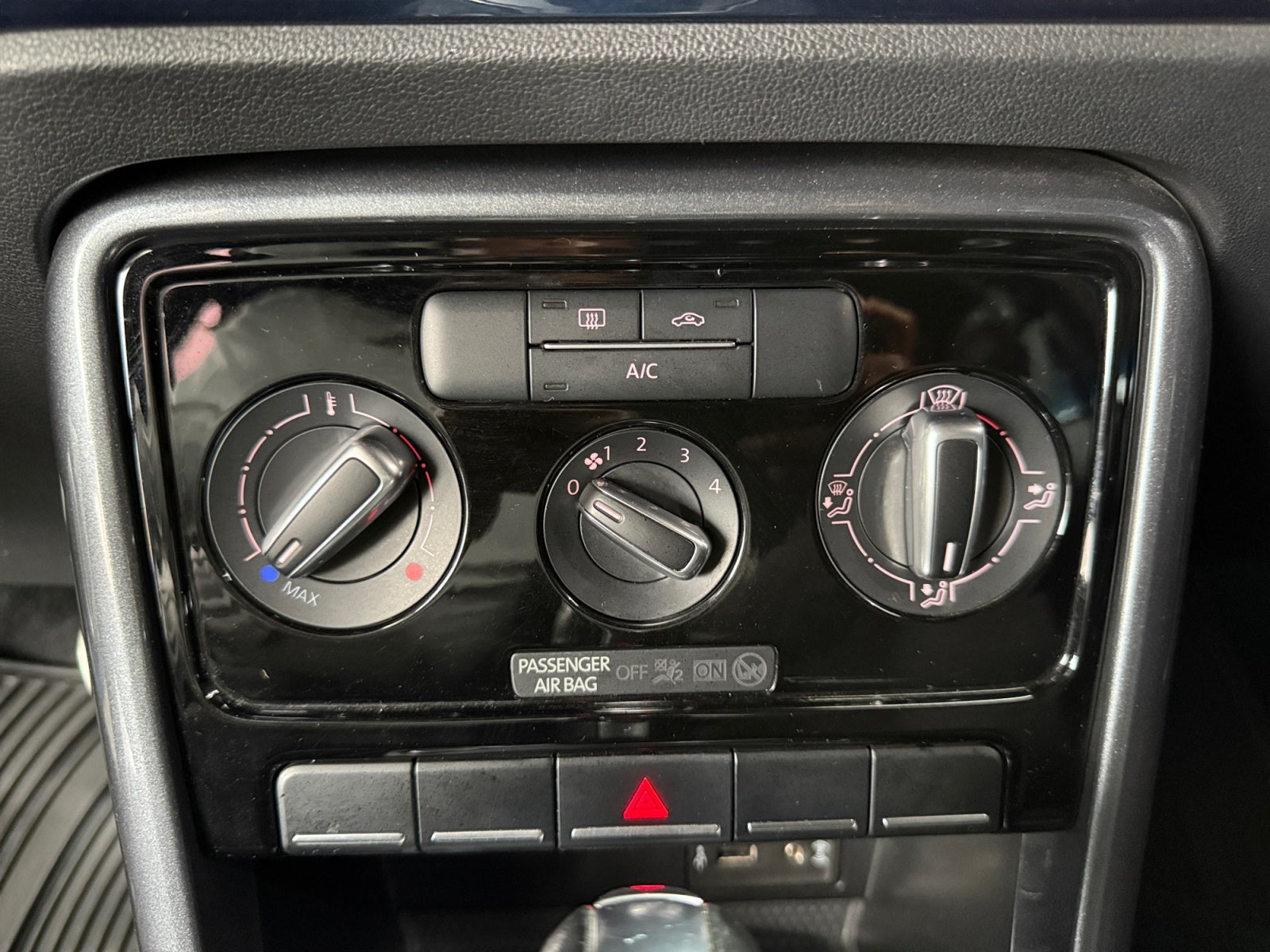 2018 Volkswagen BEETLE SPORTLINE TIPTRONIC