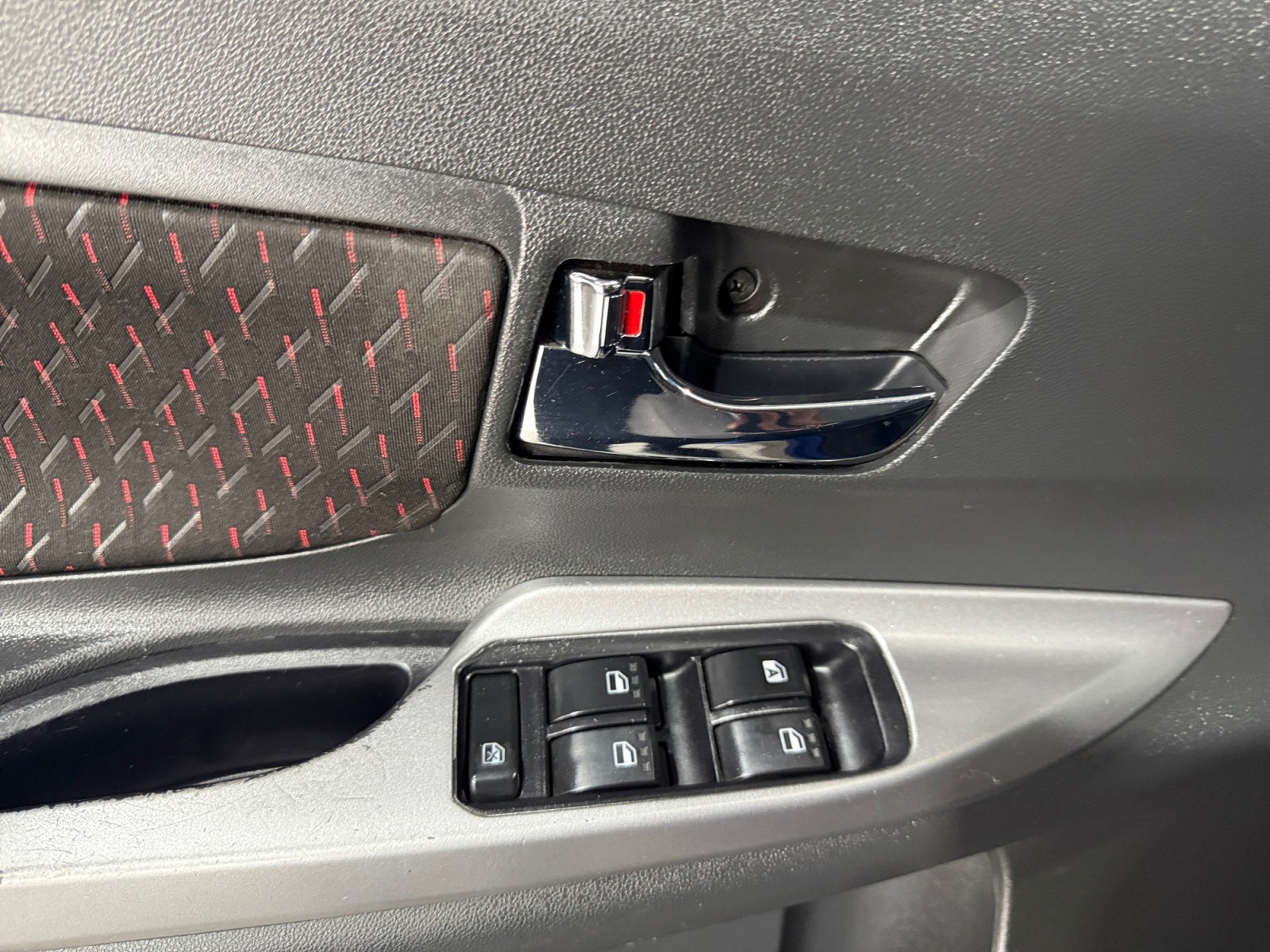 2021 Toyota AVANZA XLE AT