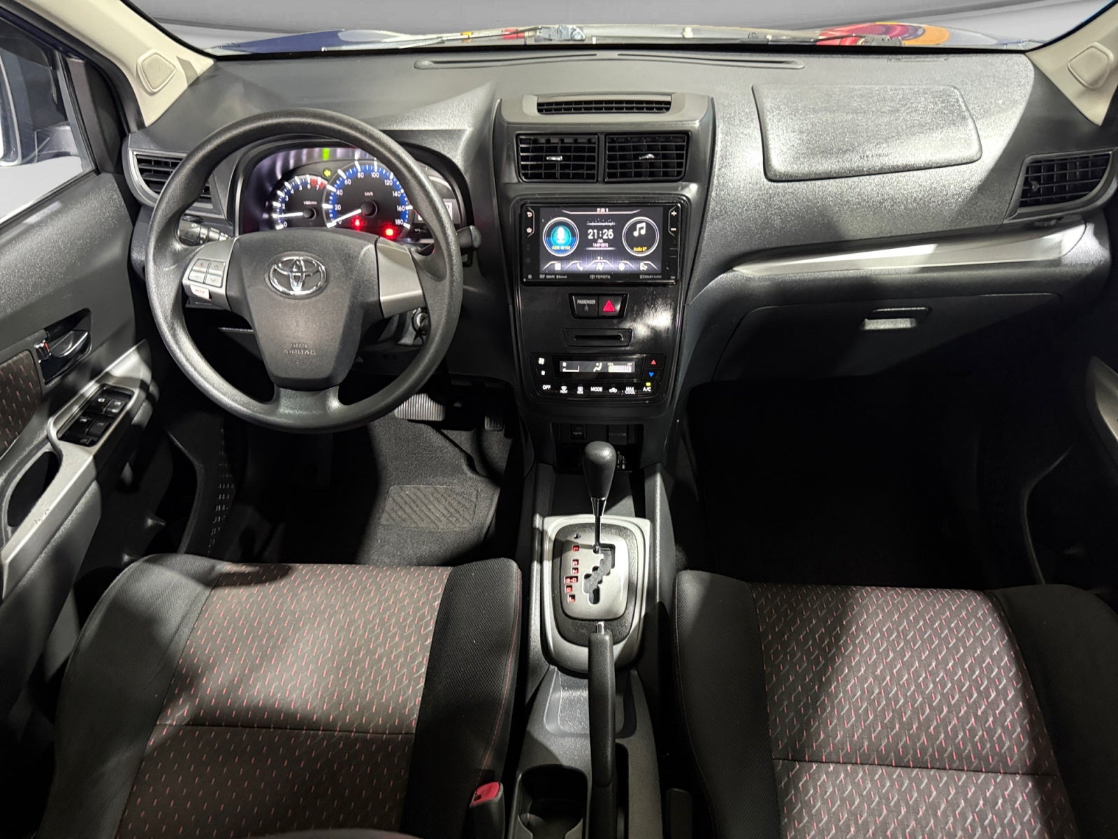 2021 Toyota AVANZA XLE AT