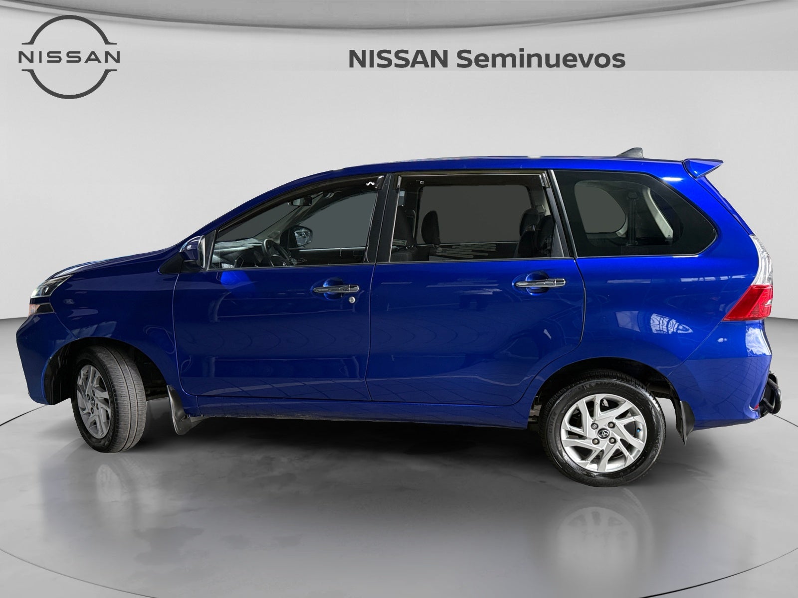 2021 Toyota AVANZA XLE AT