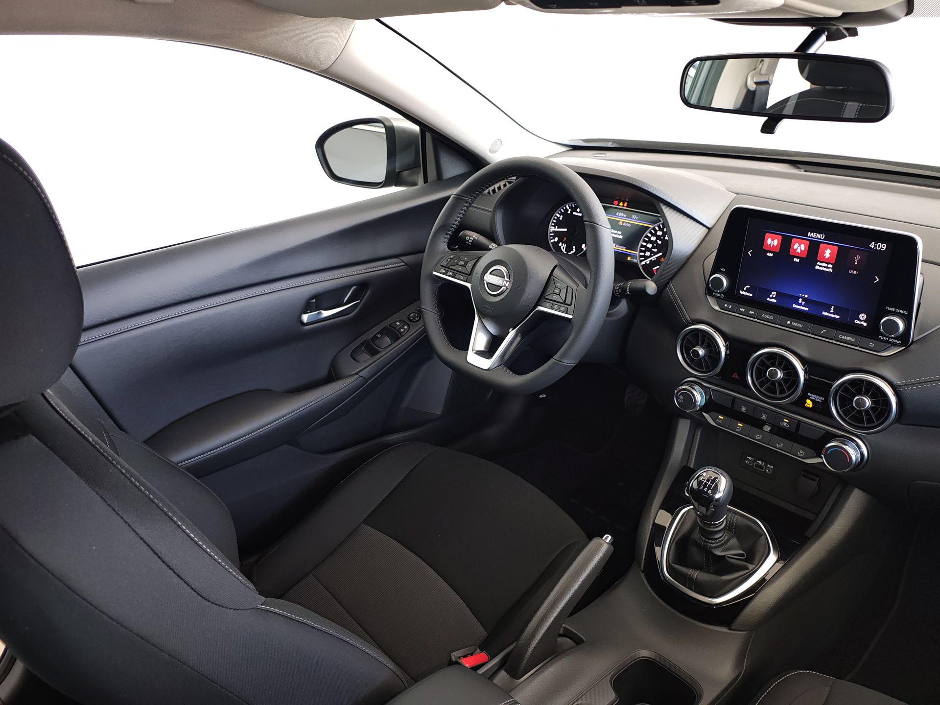 2025 Nissan SENTRA ADVANCE TM 25