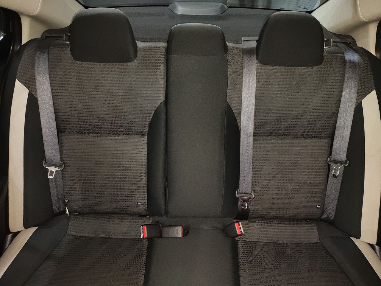 2020 Nissan VERSA ADVANCE CVT