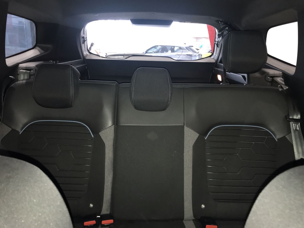 2023 RENAULT DUSTER ICONIC CVT