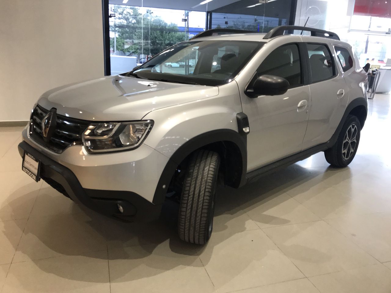 2023 RENAULT DUSTER ICONIC CVT