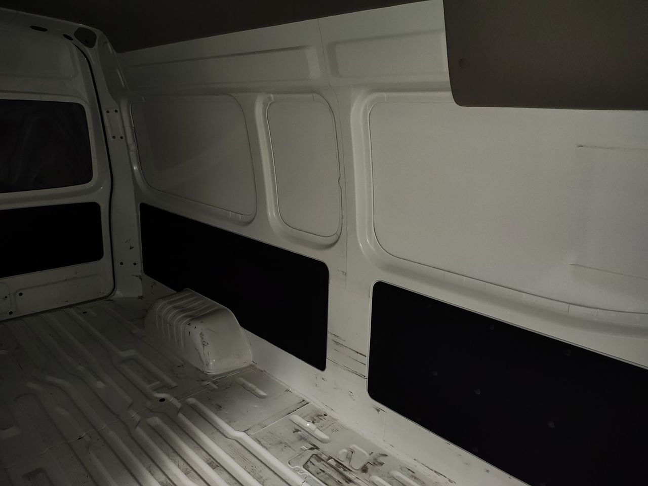 2024 Nissan URVAN URVAN PANEL AMPLIA AA