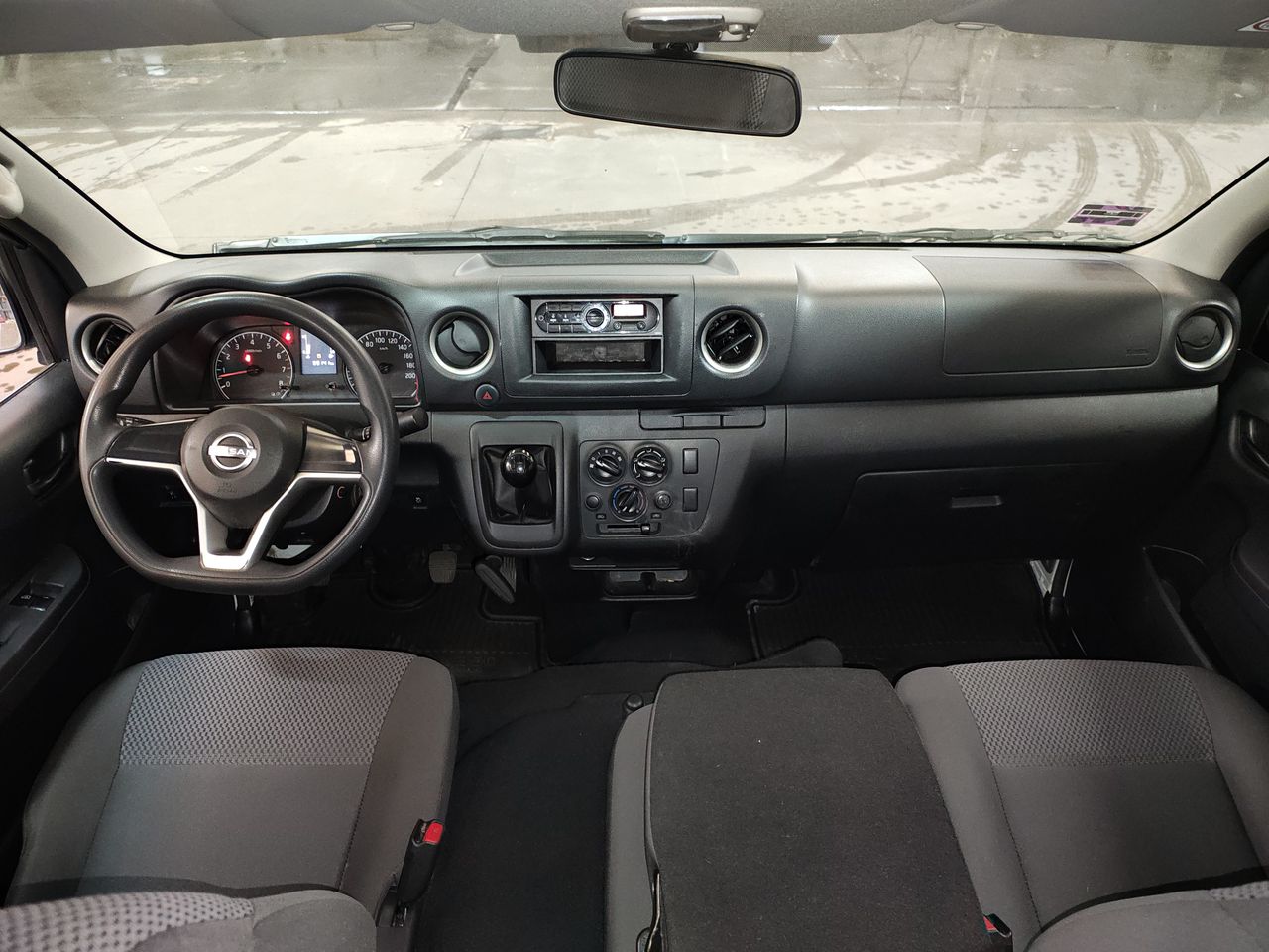 2024 Nissan URVAN URVAN PANEL AMPLIA AA