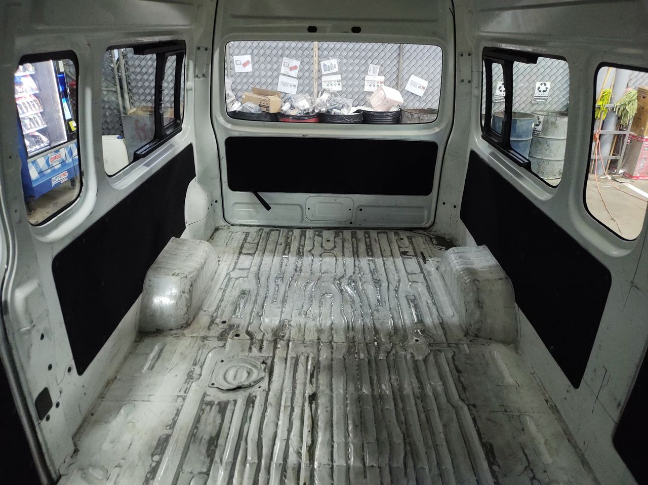 2021 Nissan URVAN PANEL 4 VENTANAS AMPLIA PAQ. SEG TM 21