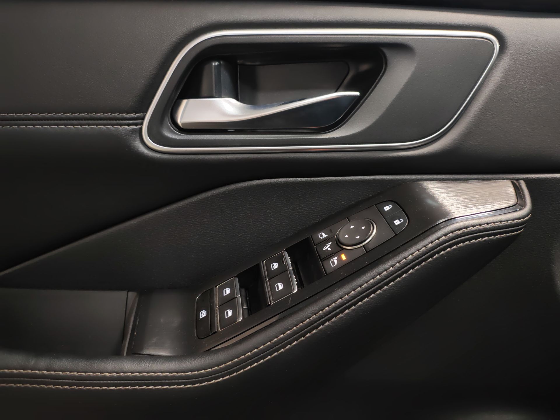 2024 Nissan X-TRAIL PLATINUM E-POWER 2 ROW 24