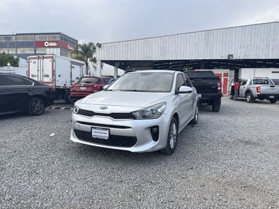 2018 Kia RIO LX 1.6 AT
