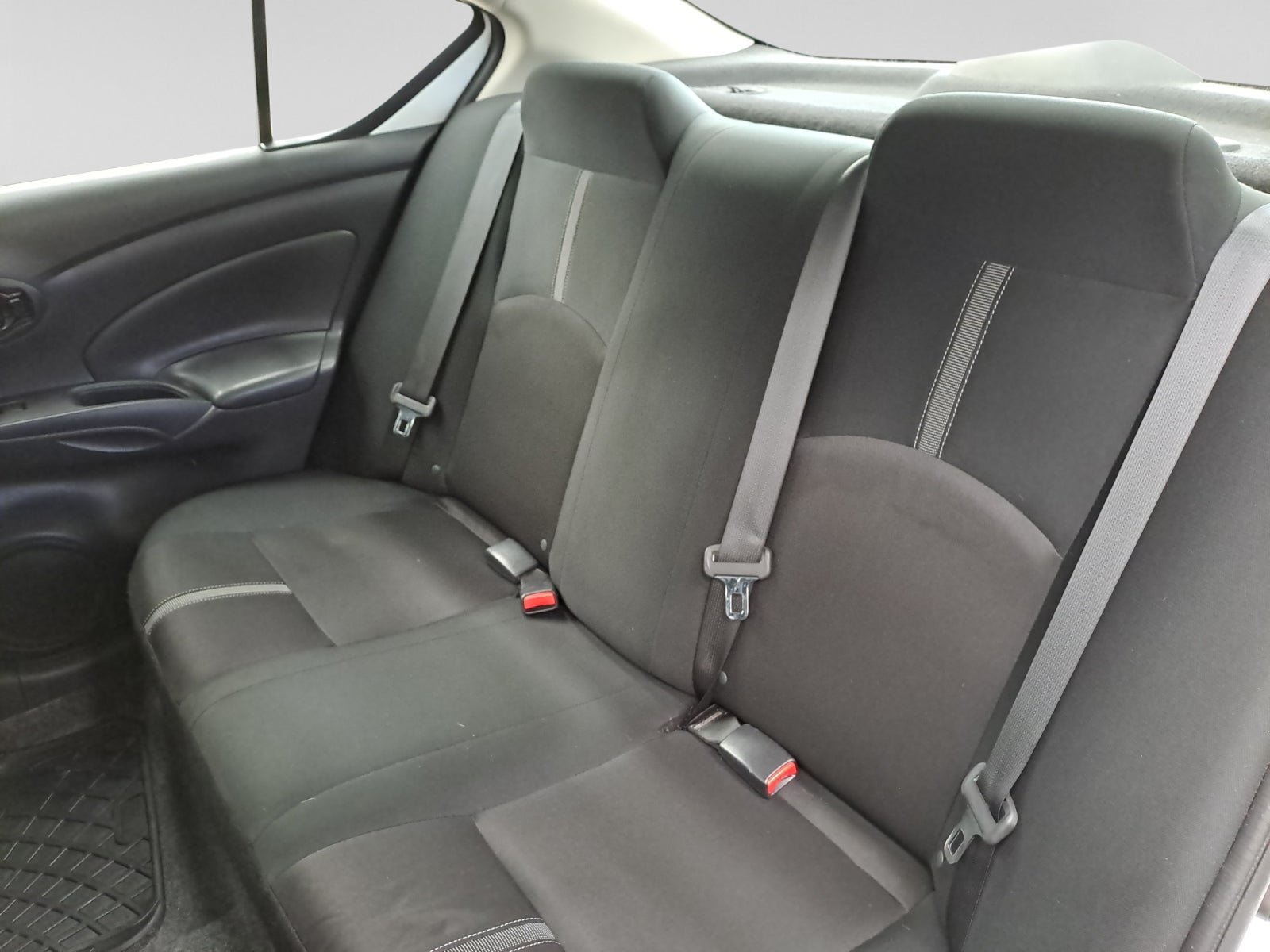 2022 Nissan V-DRIVE V-DRIVE T/M A/C