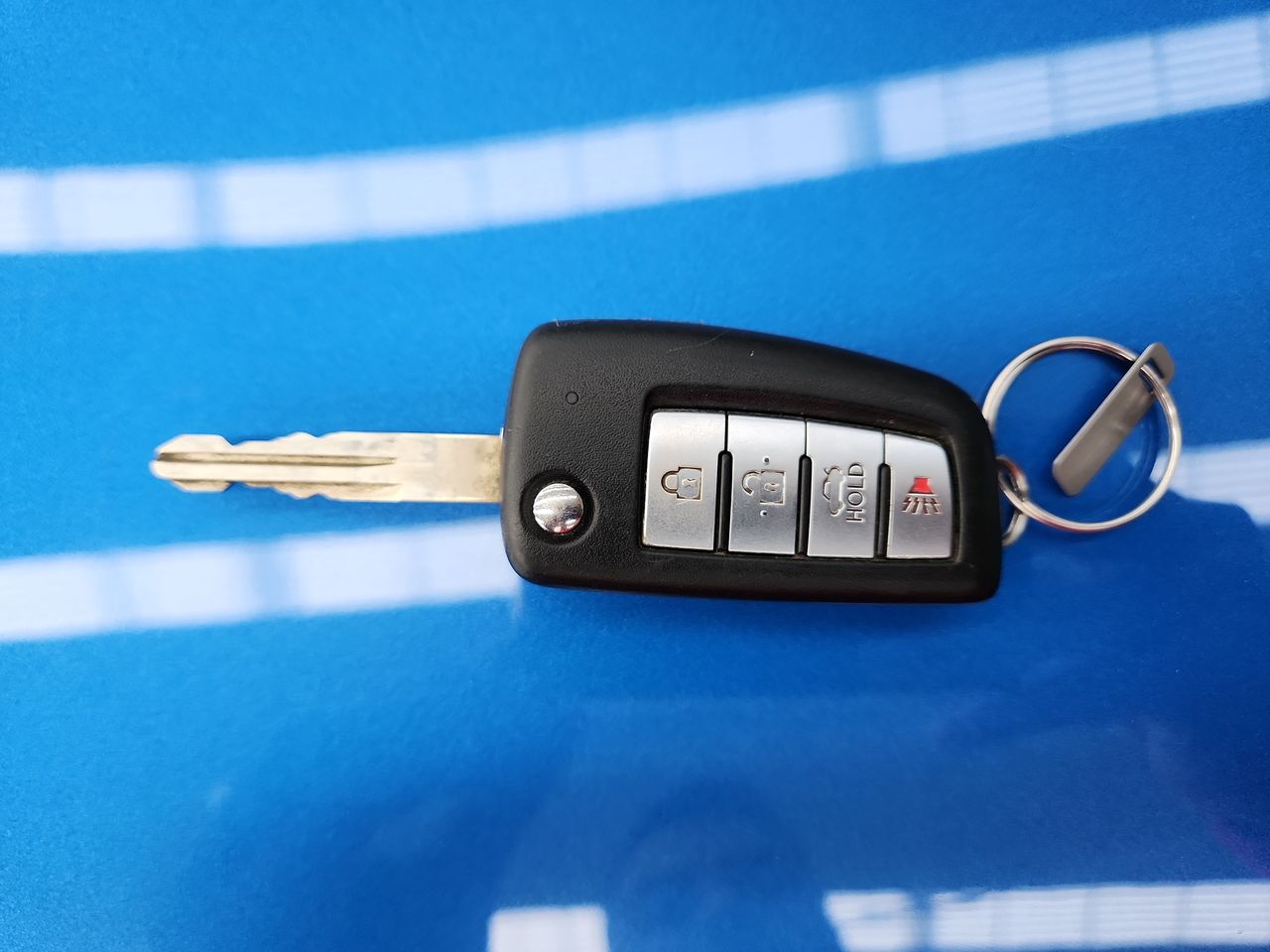 2023 Nissan VERSA SENSE MT 23