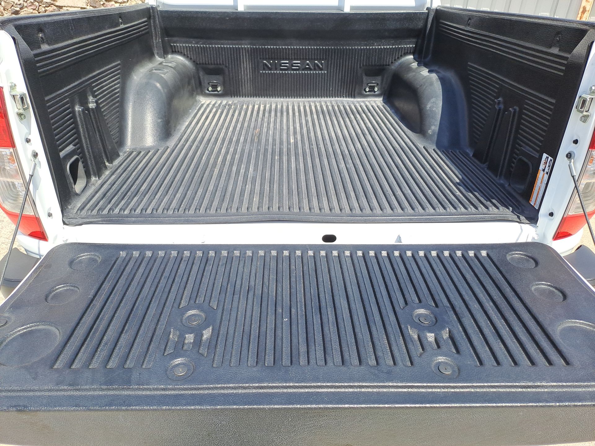 2024 Nissan FRONTIER FRONTIER SE TM 24