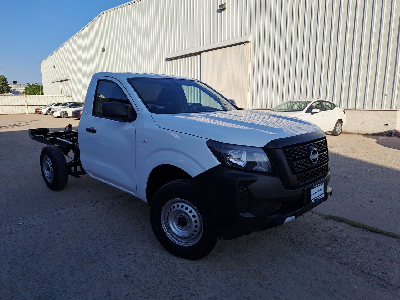 2024 Nissan NP300 NP300 CHASIS TM AC 24