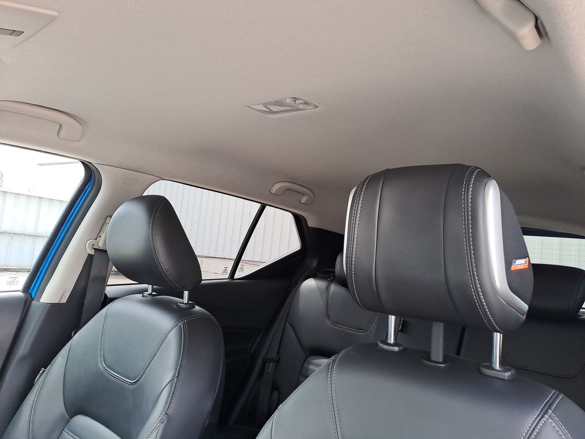 2023 Nissan KICKS PLATINUM 1.6 LTS CVT 23