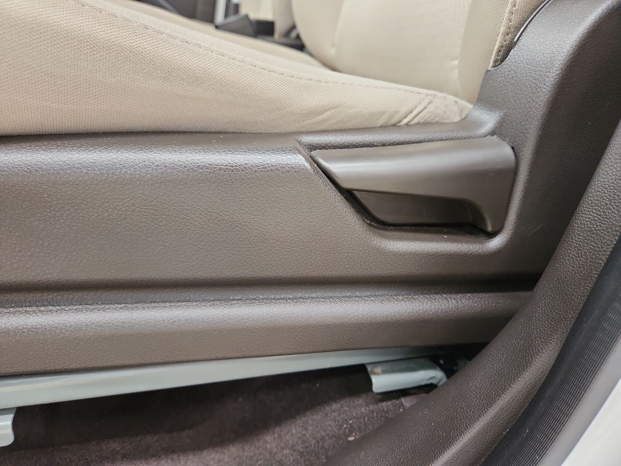 2022 Chevrolet TORNADO VAN LS B