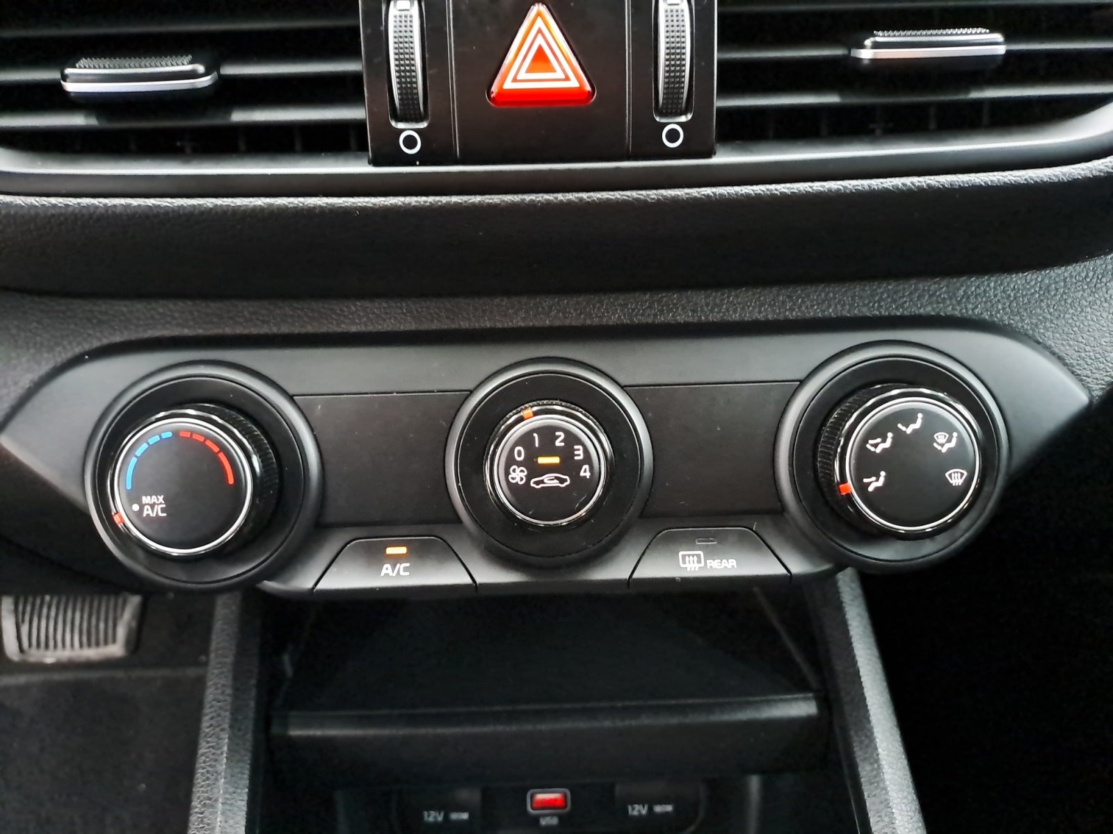 2022 Kia FORTE L IVT