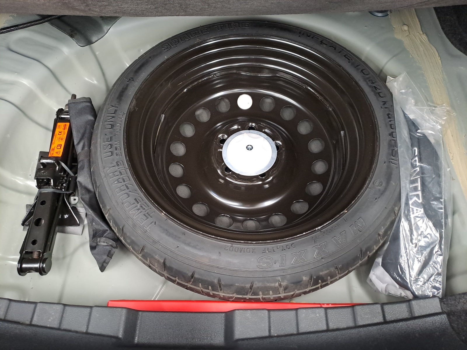 2025 Nissan SENTRA SR PLATINUM BITONO CVT 25