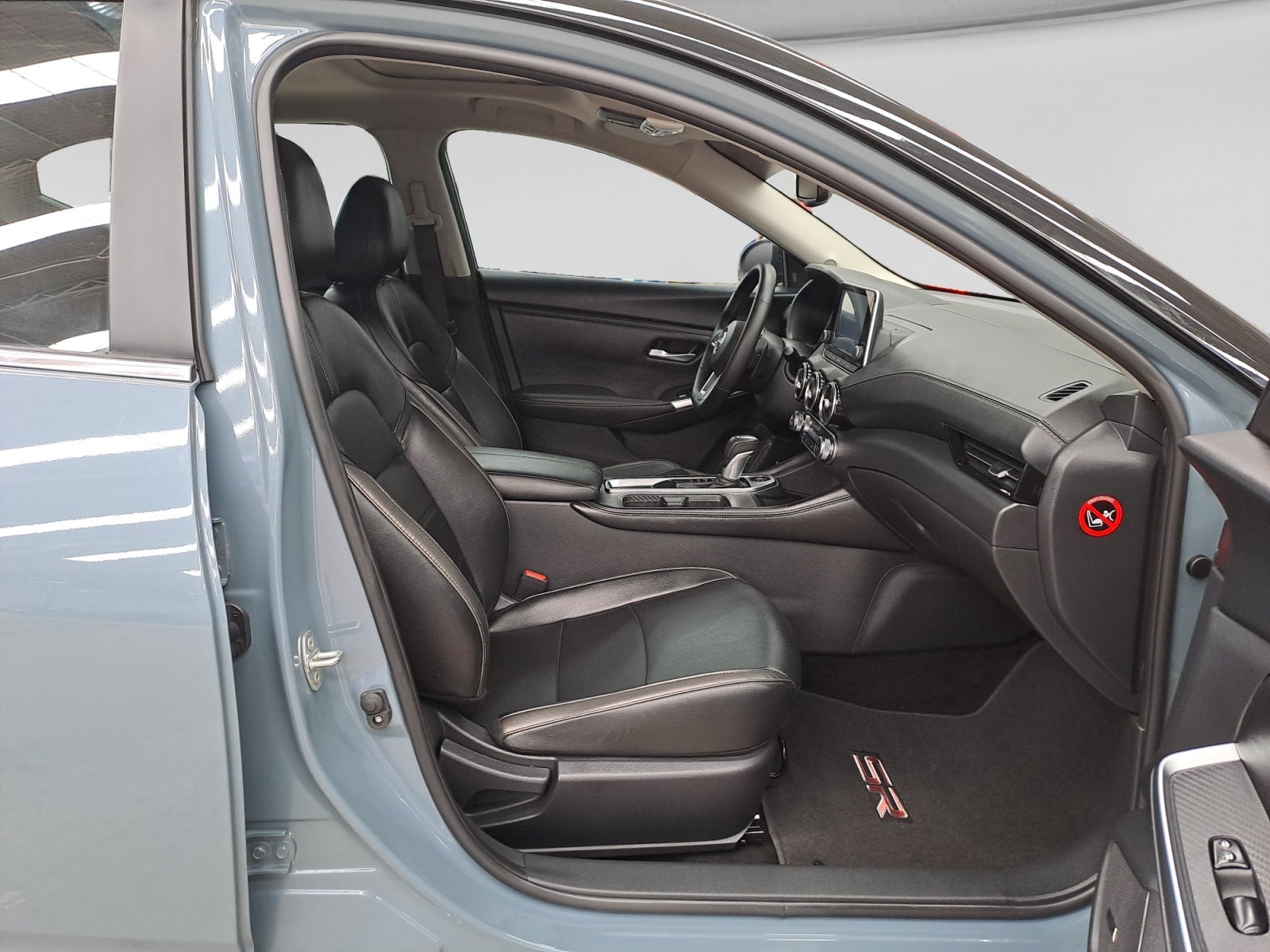 2025 Nissan SENTRA SR PLATINUM BITONO CVT 25