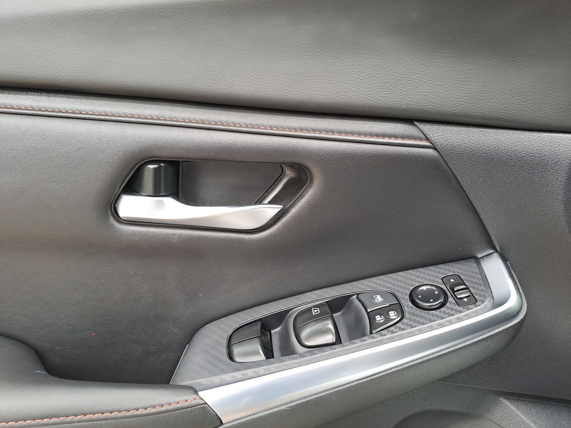 2023 Nissan SENTRA SR BITONO CVT 23