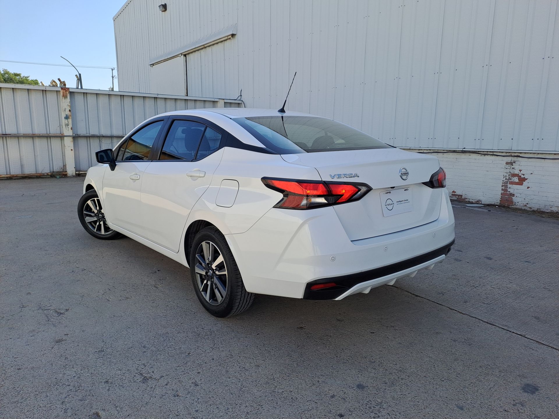 2022 Nissan VERSA ADVANCE CVT 22