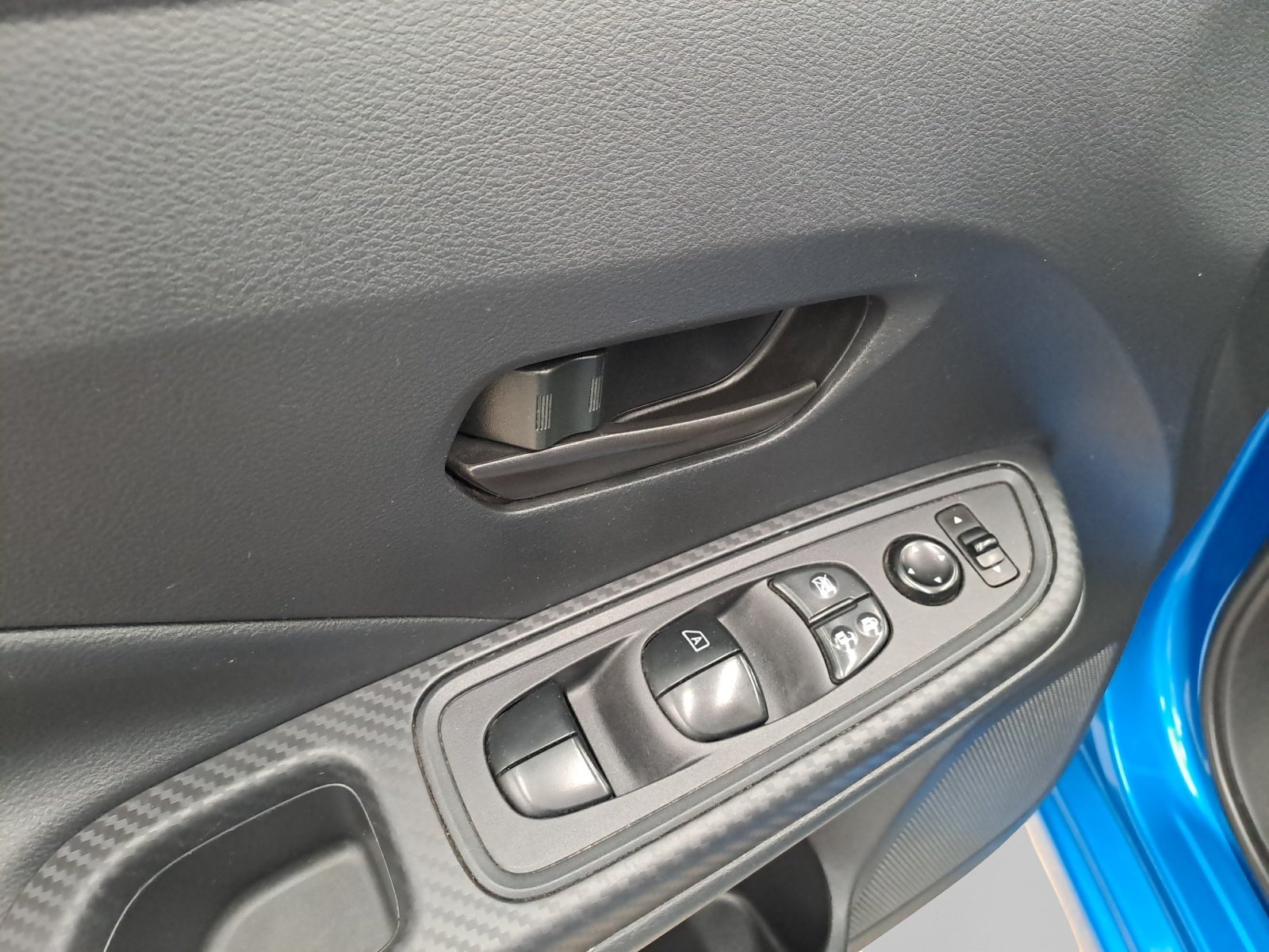 2024 Nissan VERSA SENSE CVT 24