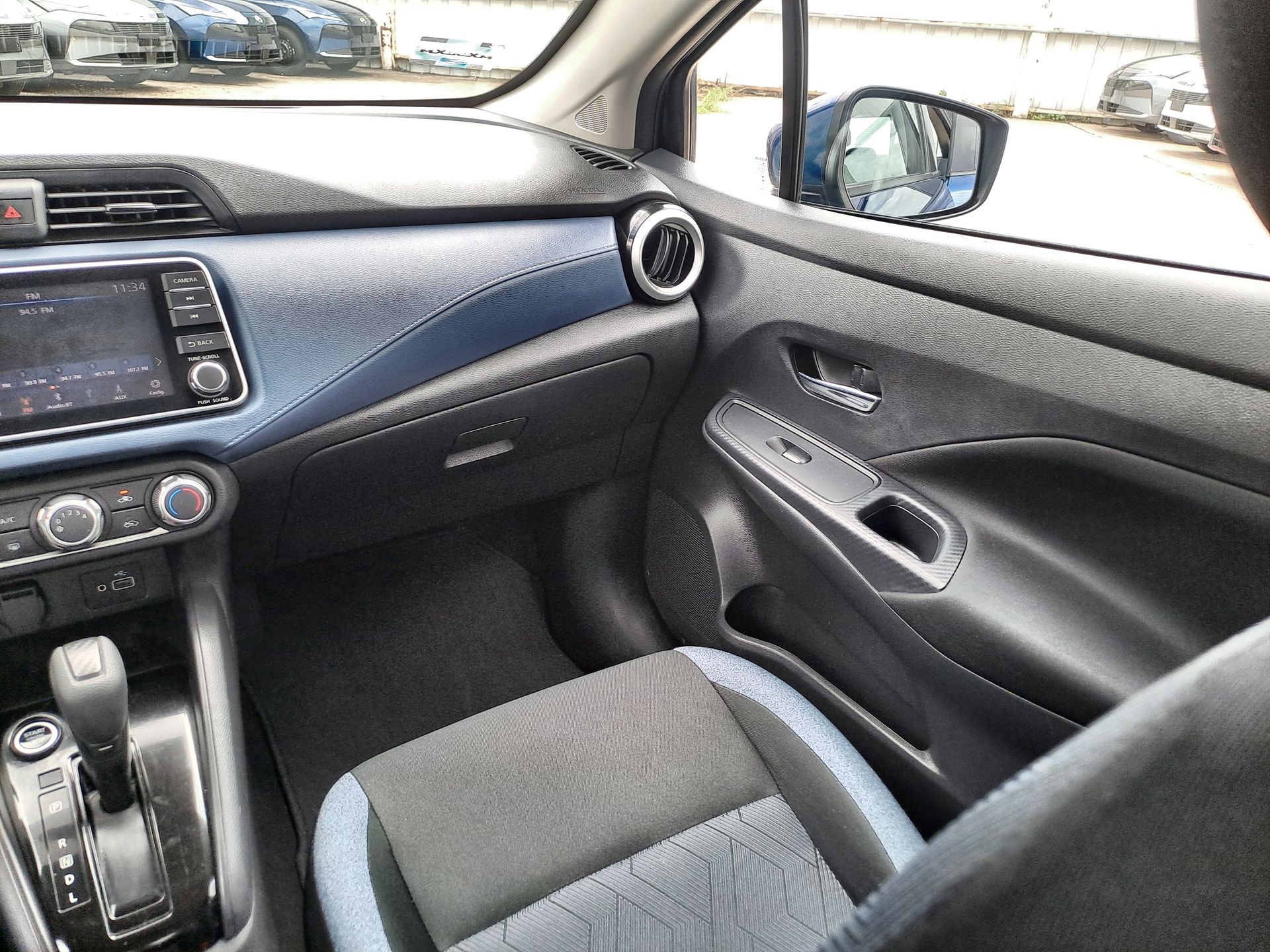 2023 Nissan VERSA ADVANCE CVT 23