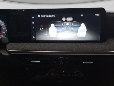 2025 Nissan KICKS ADVANCE CVT 25
