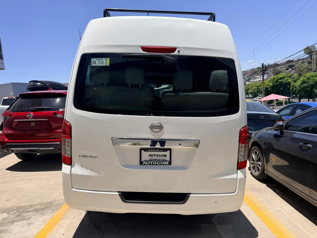 2024 Nissan URVAN 14 PASAJEROS AMPLIA AA 24