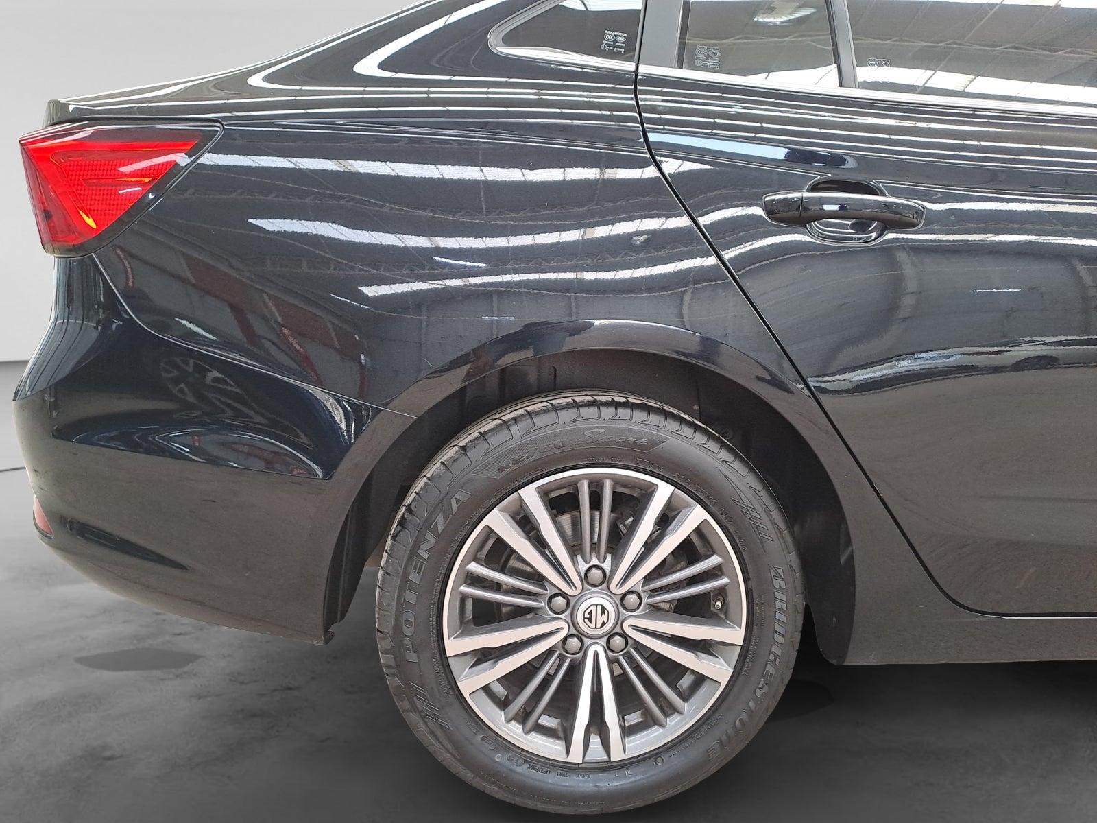 2022 MG MG5 1.5L DEL ELEGANCE AT