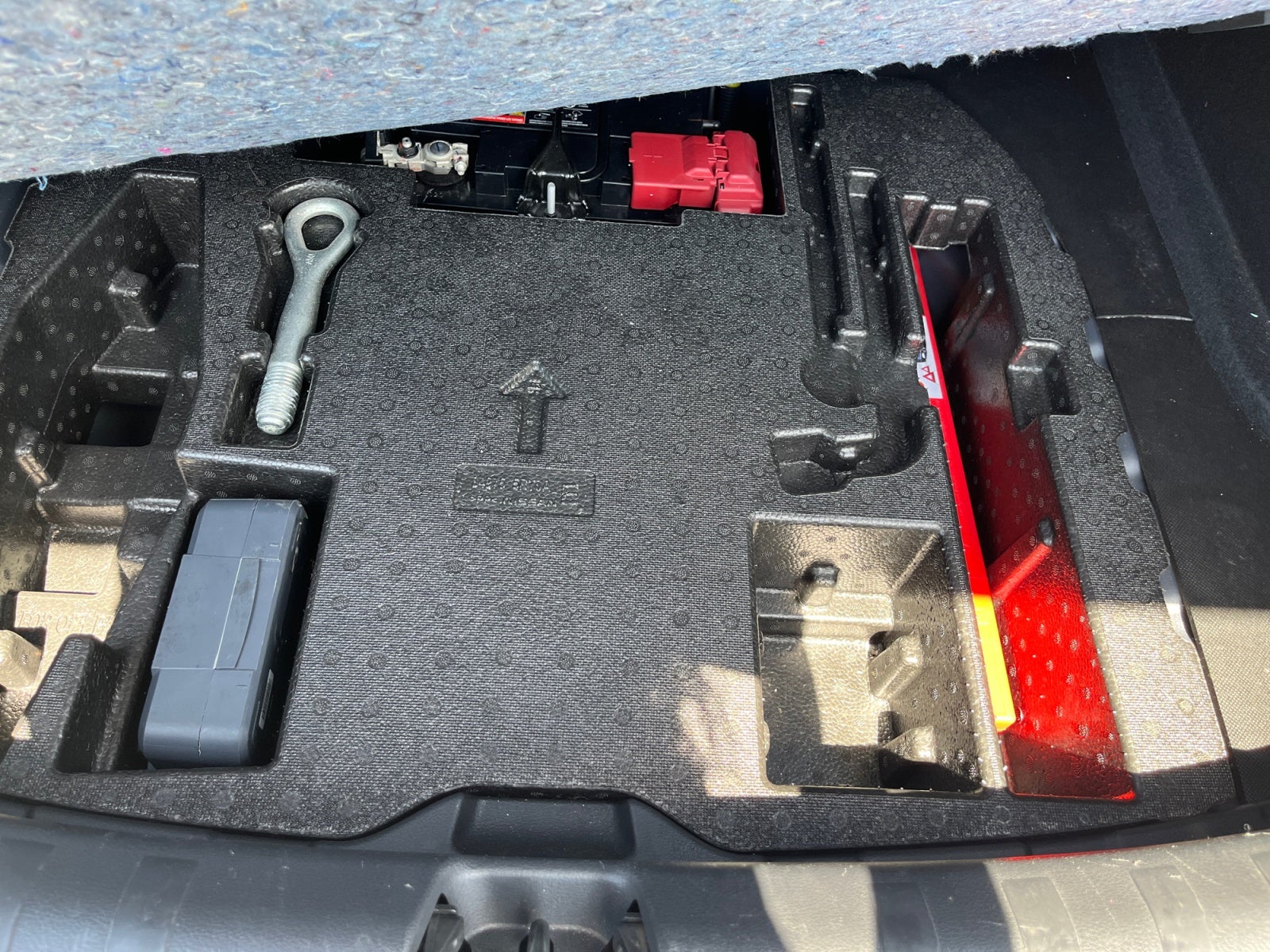 2024 Nissan KICKS PLATINUM E-POWER 24