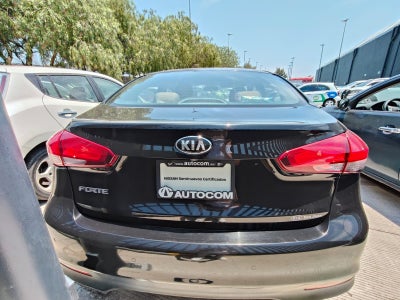 2018 Kia FORTE 2.0L EX T/A
