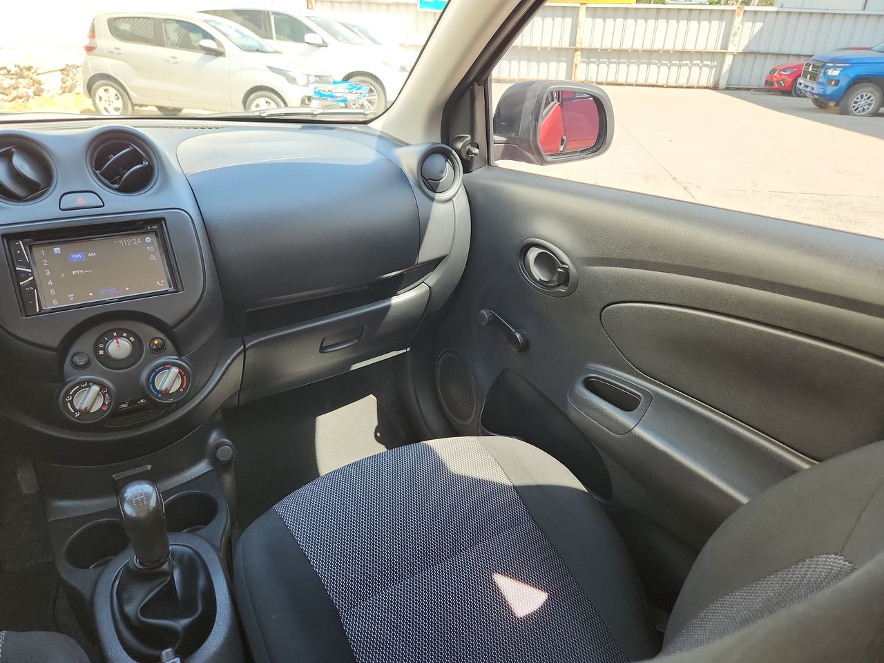 2020 Nissan VERSA MT AC 1.6L