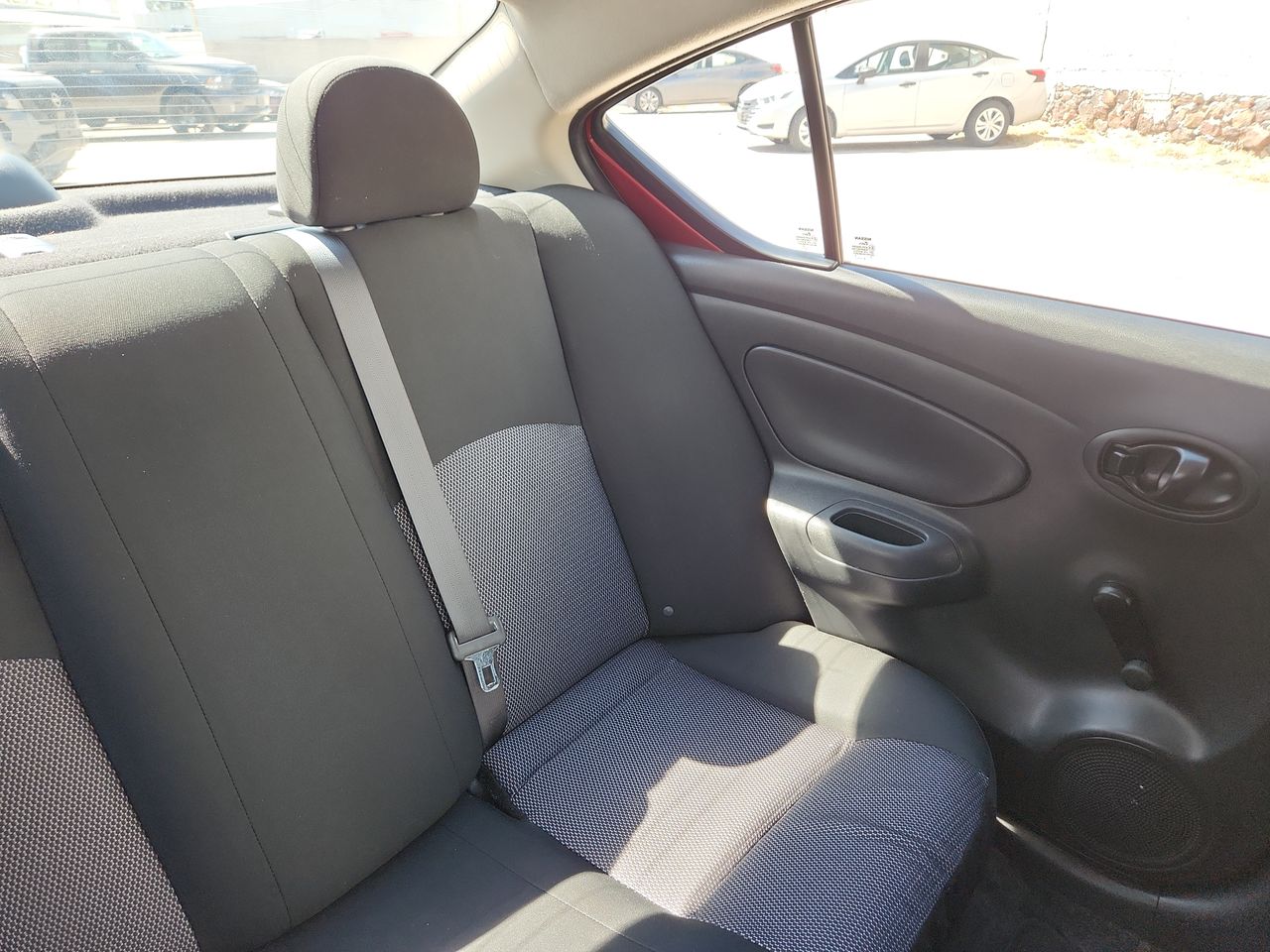 2020 Nissan VERSA MT AC 1.6L